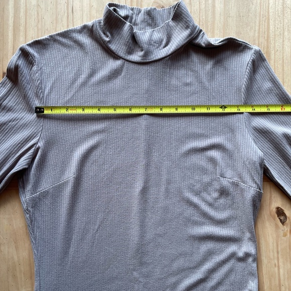 Dynamite Taupe Ribbed High-Neck Dress - Picture 4 of 14